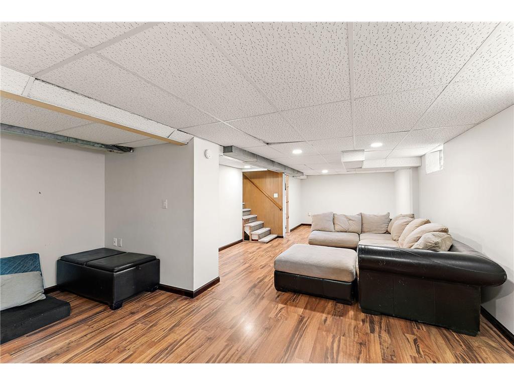 1216 Jessamine Avenue E Saint Paul MN 55106 7068011 image22