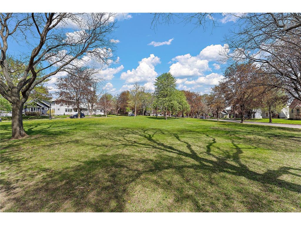 1216 Jessamine Avenue E Saint Paul MN 55106 7068011 image24