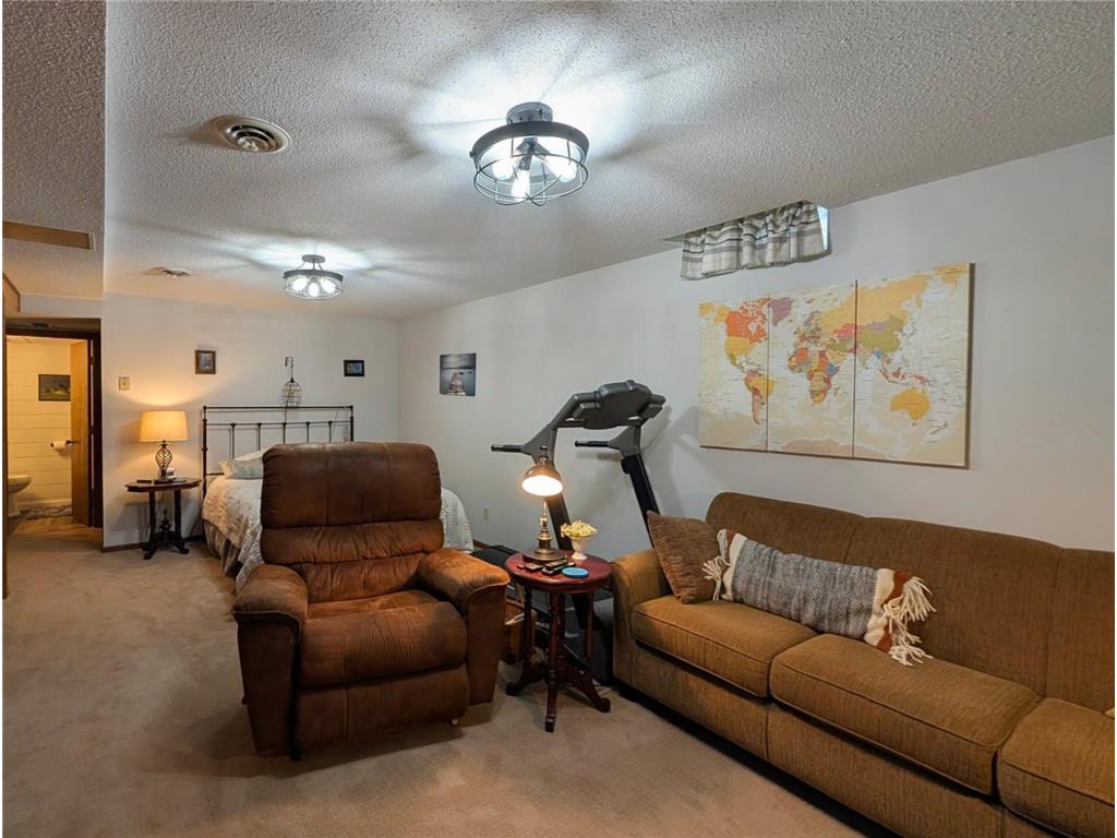1216 Oak Drive Montevideo MN 56265 7115217 image27