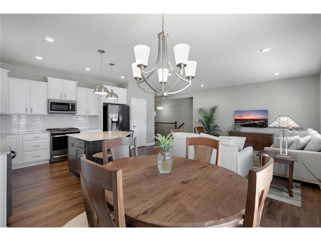 1216 Oak Tree Court Carver MN 55315 7040576 image3