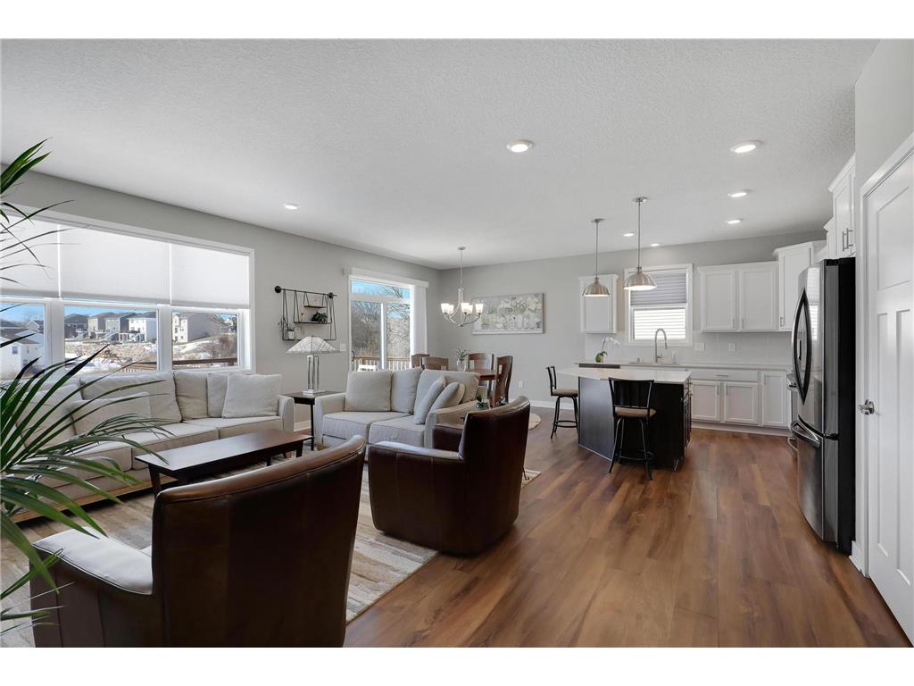 1216 Oak Tree Court Carver MN 55315 7040576 image4