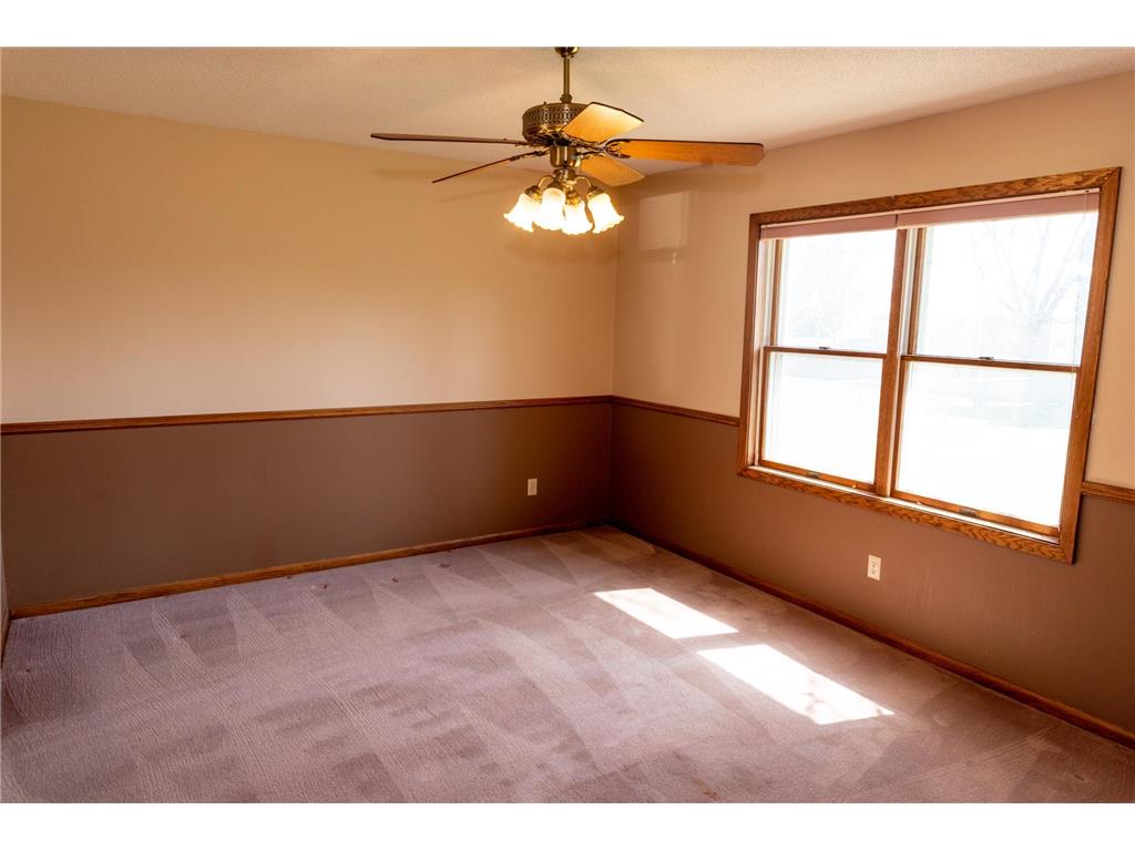 1216 Parkside Drive Marshall MN 56258 7079720 image5