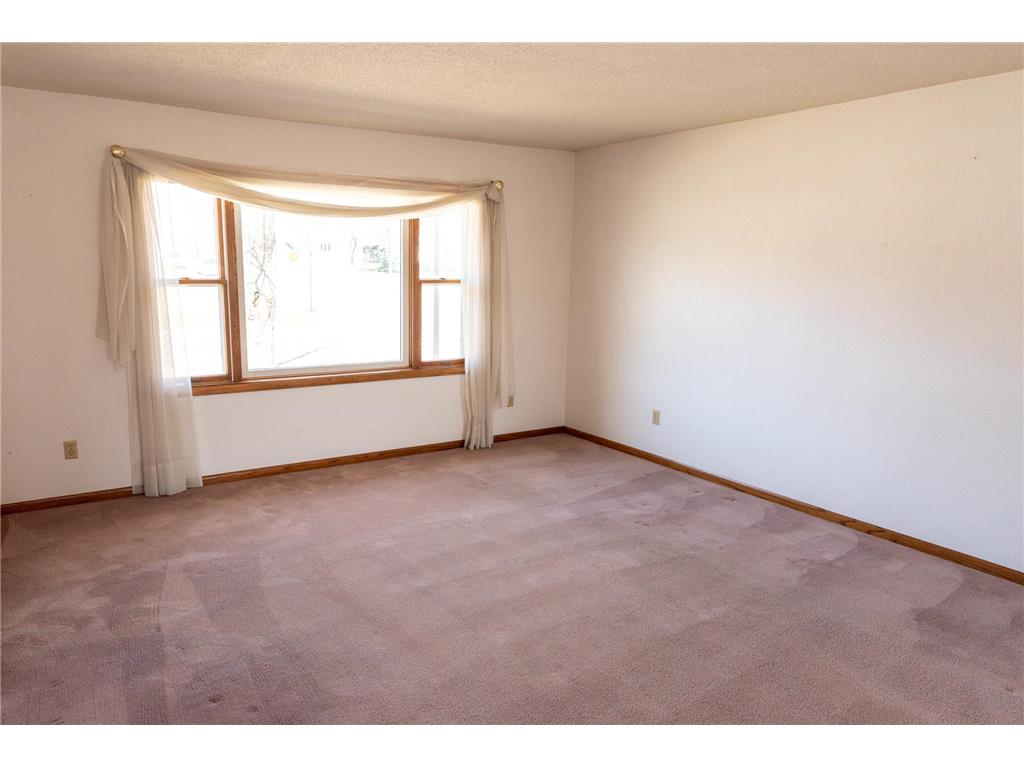 1216 Parkside Drive Marshall MN 56258 7079720 image6