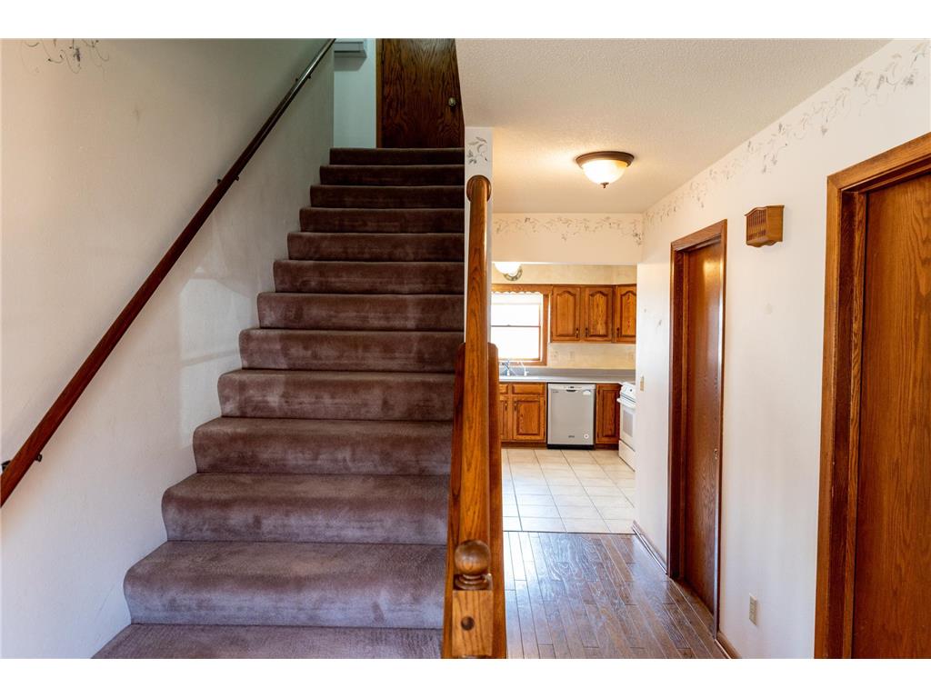 1216 Parkside Drive Marshall MN 56258 7079720 image8