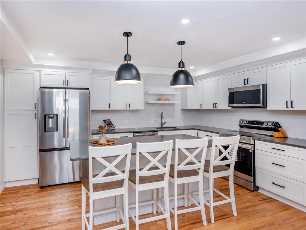 1216 Trailwood S Hopkins MN 55343 6822245 image1