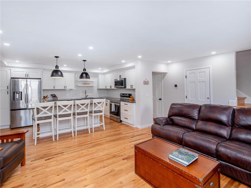 1216 Trailwood S Hopkins MN 55343 6822245 image5