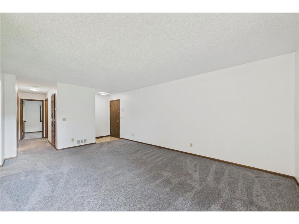 12161 Grouse Street NW #306 Coon Rapids MN 55448 7112388 image4