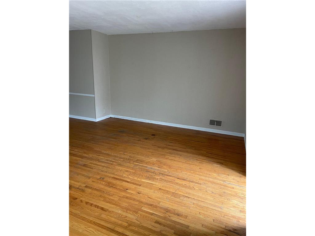 1217-1219 Oxford Street Hopkins MN 55343 6784084 image8