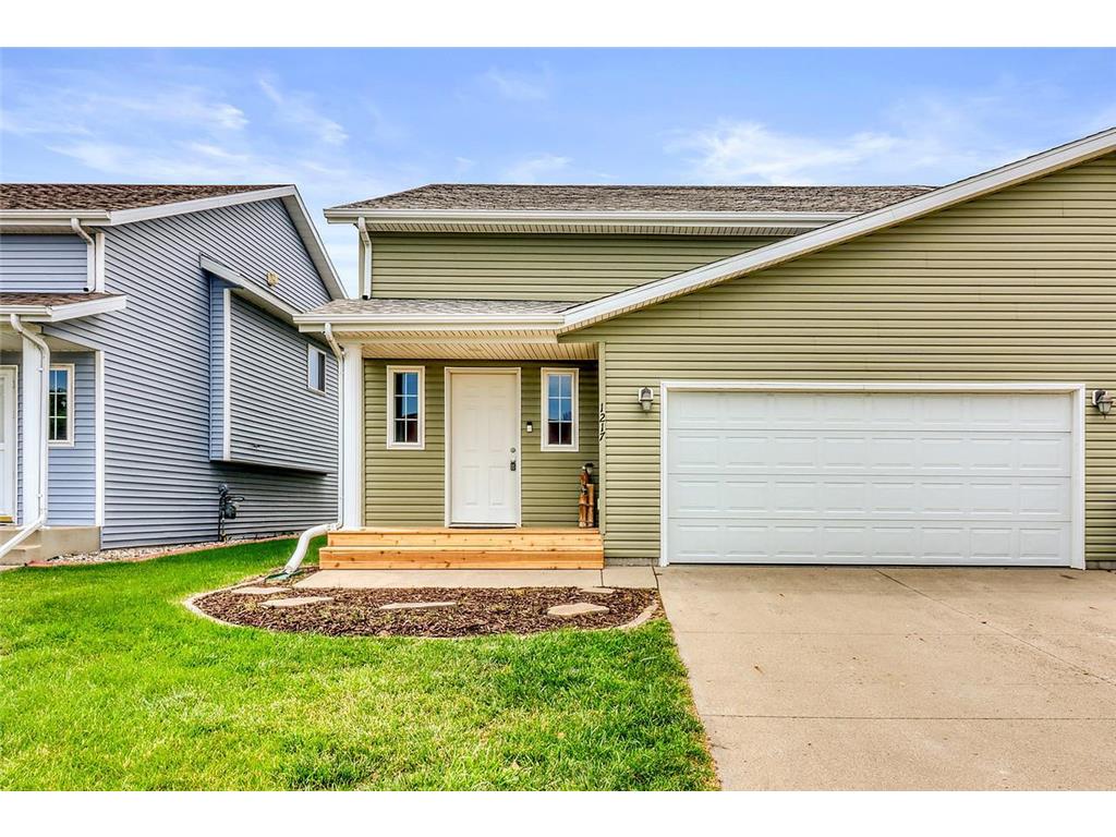 1217 37th Avenue S Moorhead MN 56560 7102661 image1