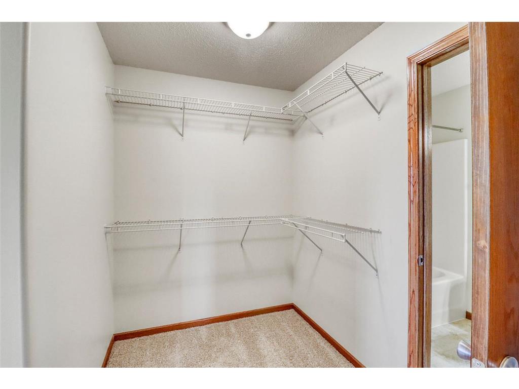 1217 37th Avenue S Moorhead MN 56560 7102661 image14
