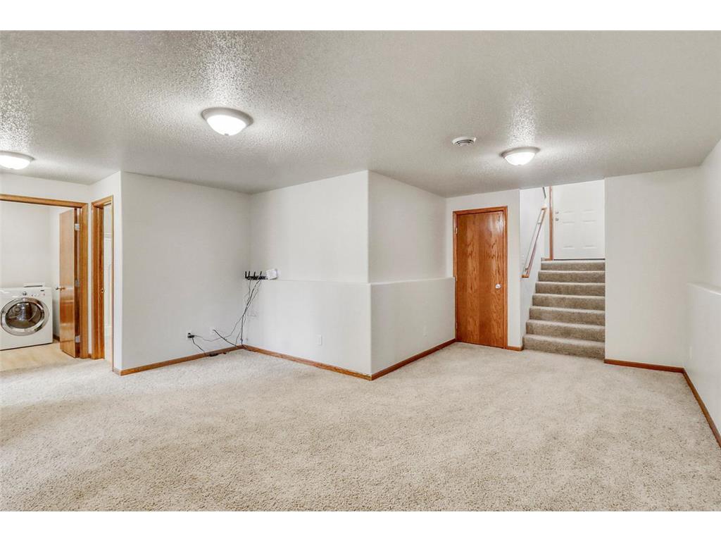 1217 37th Avenue S Moorhead MN 56560 7102661 image25