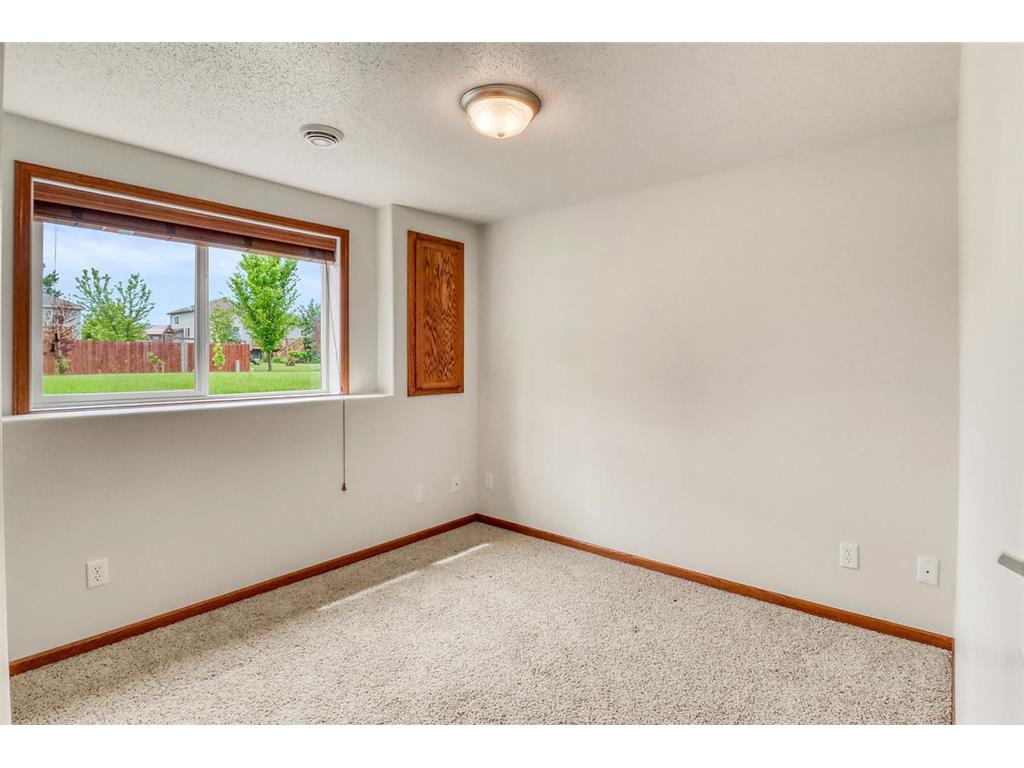 1217 37th Avenue S Moorhead MN 56560 7102661 image27