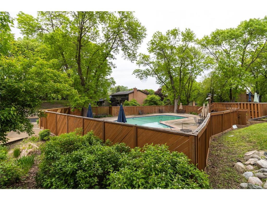 1217 Brighton Square New Brighton MN 55112 7067899 image22
