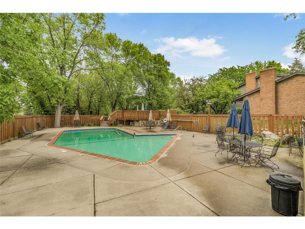 1217 Brighton Square New Brighton MN 55112 7067899 image23