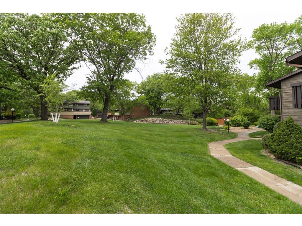 1217 Brighton Square New Brighton MN 55112 7067899 image24