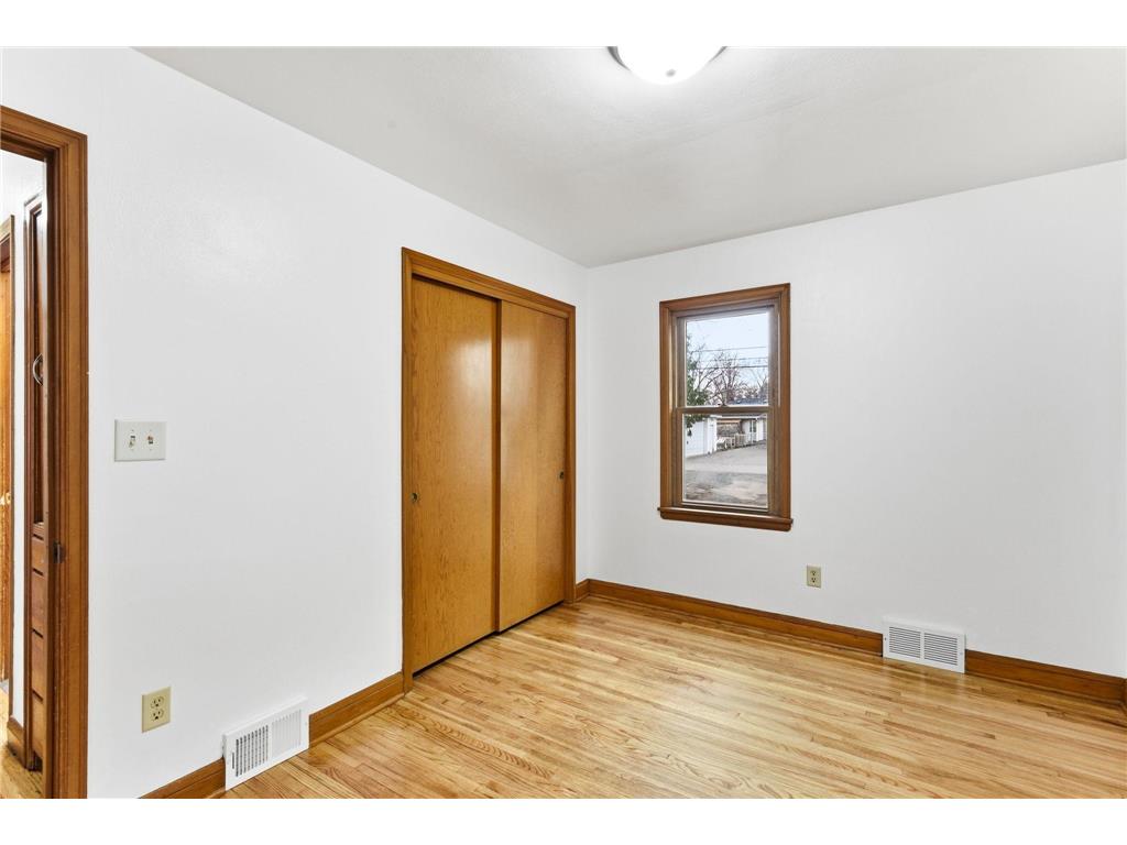 1217 Cook Avenue E Saint Paul MN 55106 7053402 image11