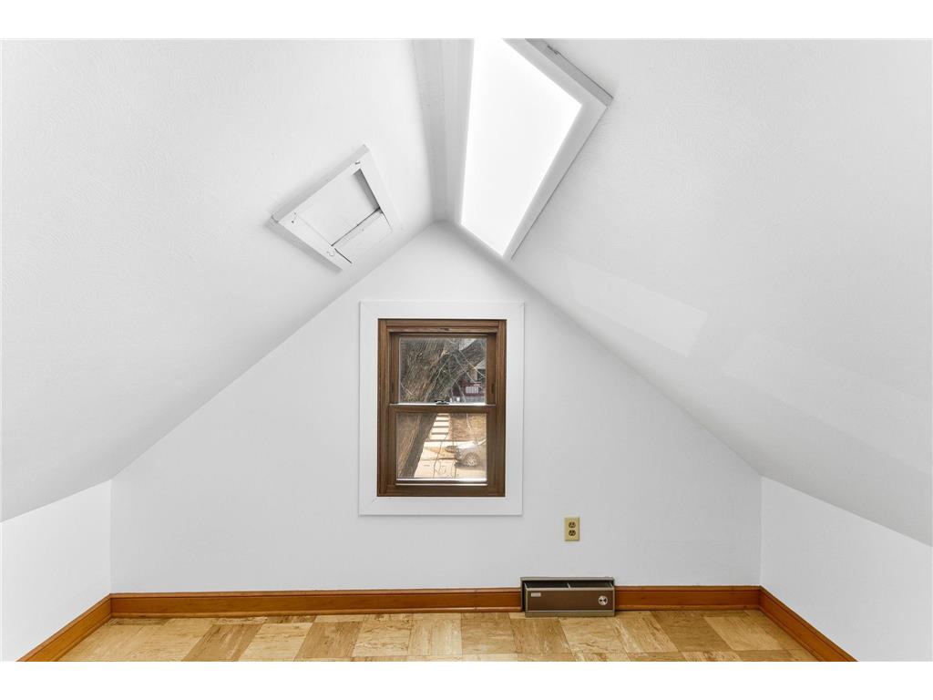 1217 Cook Avenue E Saint Paul MN 55106 7053402 image17