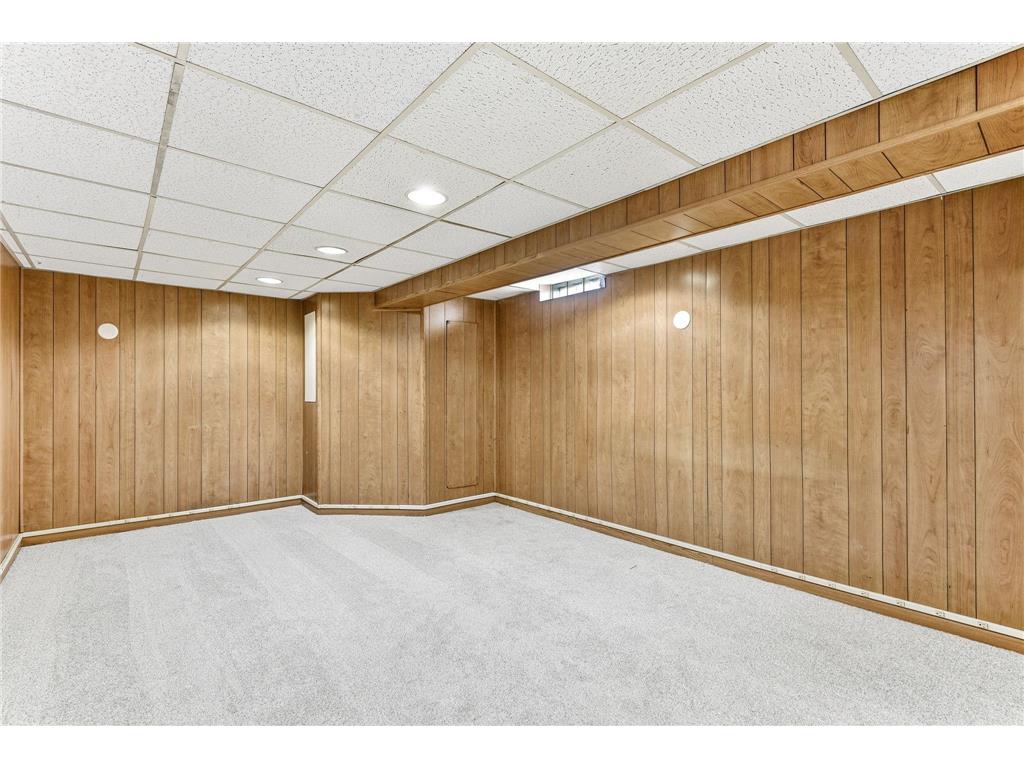 1217 Cook Avenue E Saint Paul MN 55106 7053402 image24
