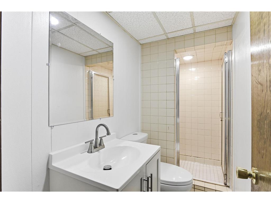 1217 Cook Avenue E Saint Paul MN 55106 7053402 image25