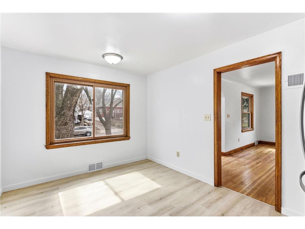 1217 Cook Avenue E Saint Paul MN 55106 7053402 image8