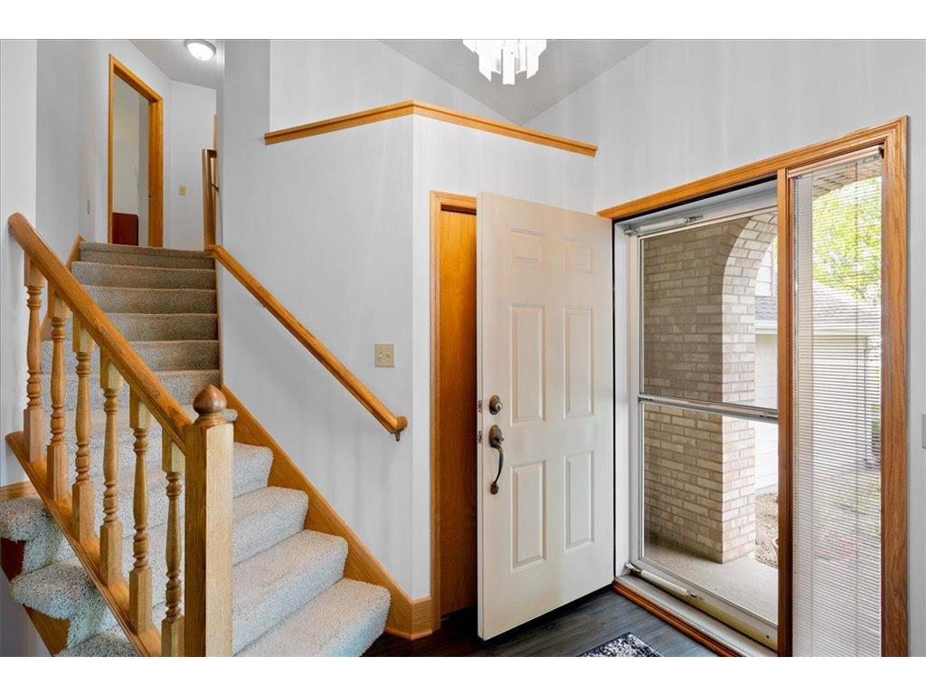 1217 Emerson Court Burnsville MN 55337 7071973 image10