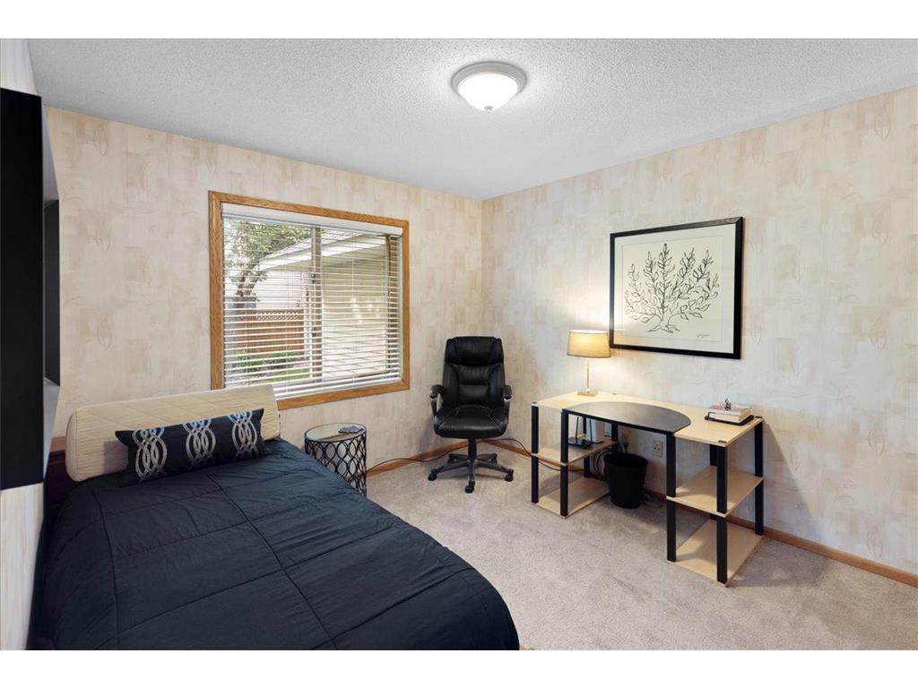 1217 Emerson Court Burnsville MN 55337 7071973 image23