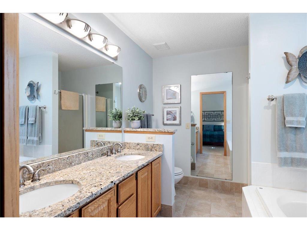 1217 Emerson Court Burnsville MN 55337 7071973 image27