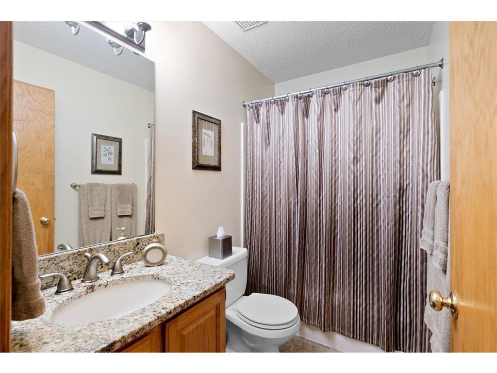 1217 Emerson Court Burnsville MN 55337 7071973 image31