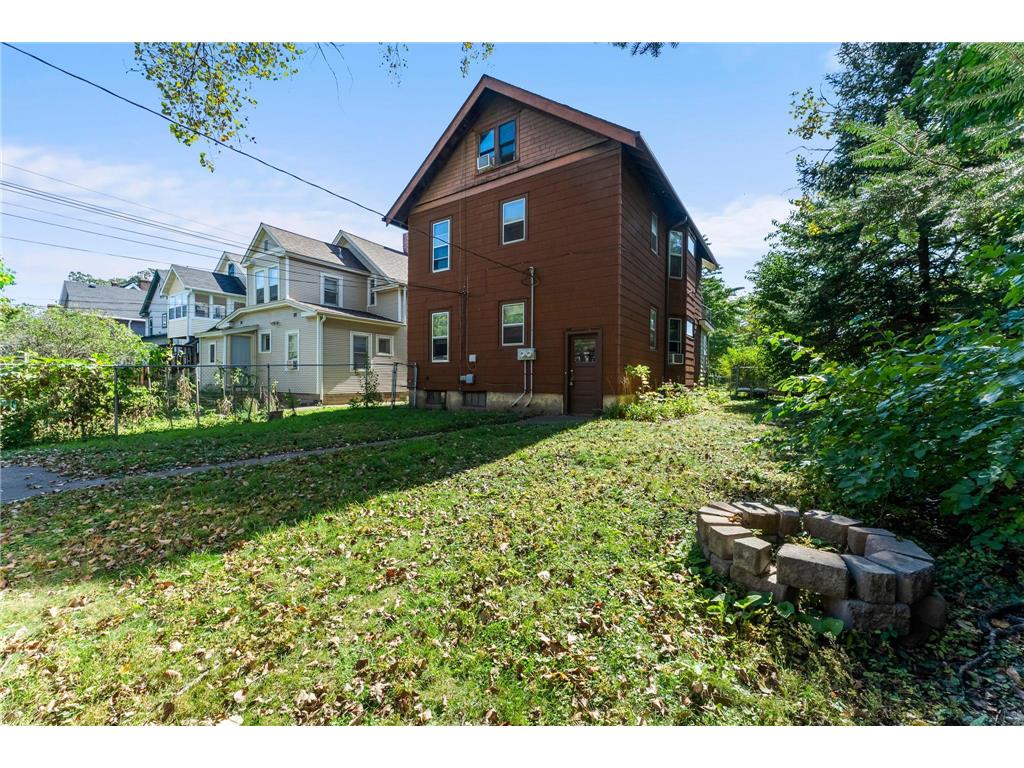 1217 Grand Avenue Saint Paul MN 55105 6799938 image41