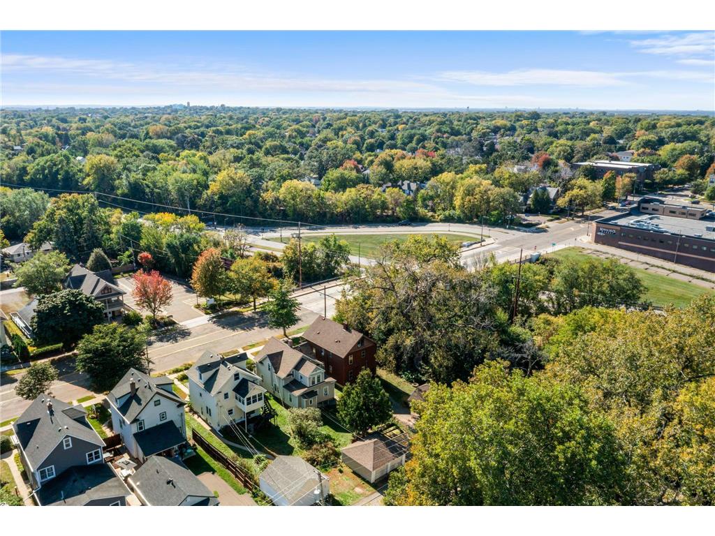1217 Grand Avenue Saint Paul MN 55105 6799938 image48