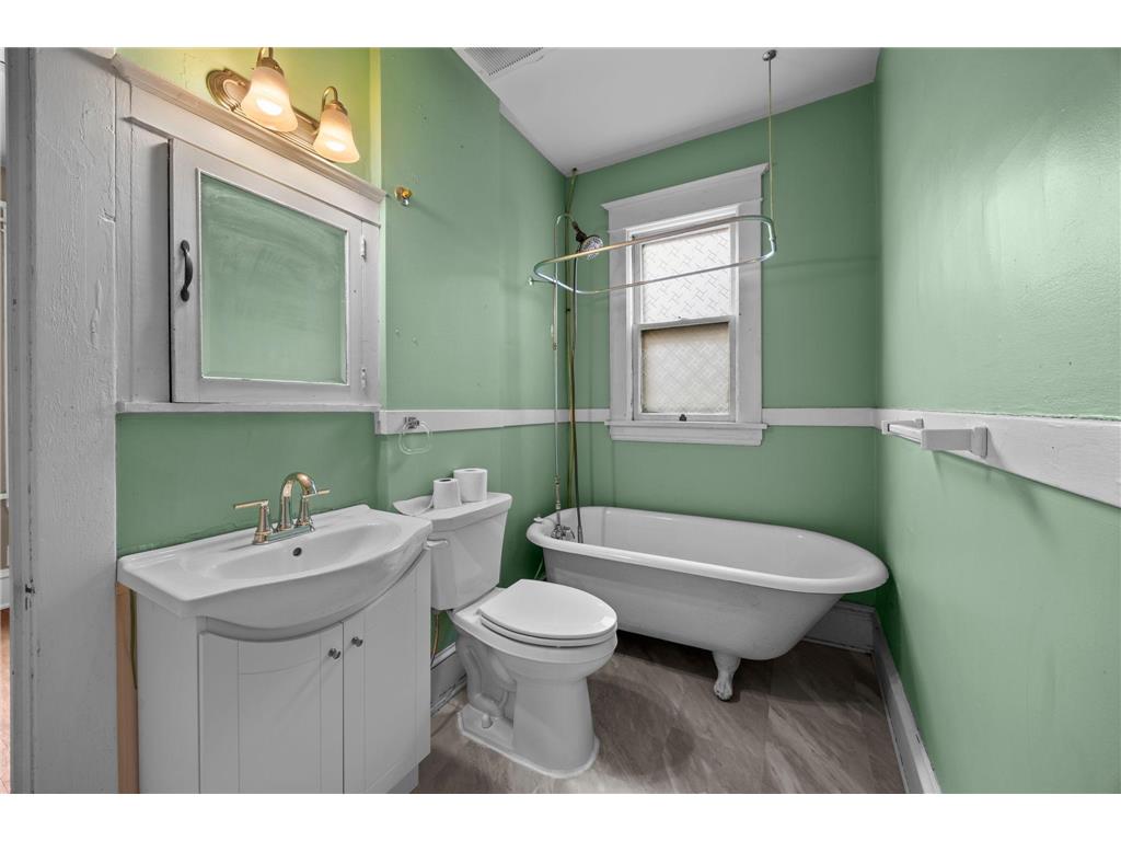 1217 Grand Avenue Saint Paul MN 55105 7069659 image23