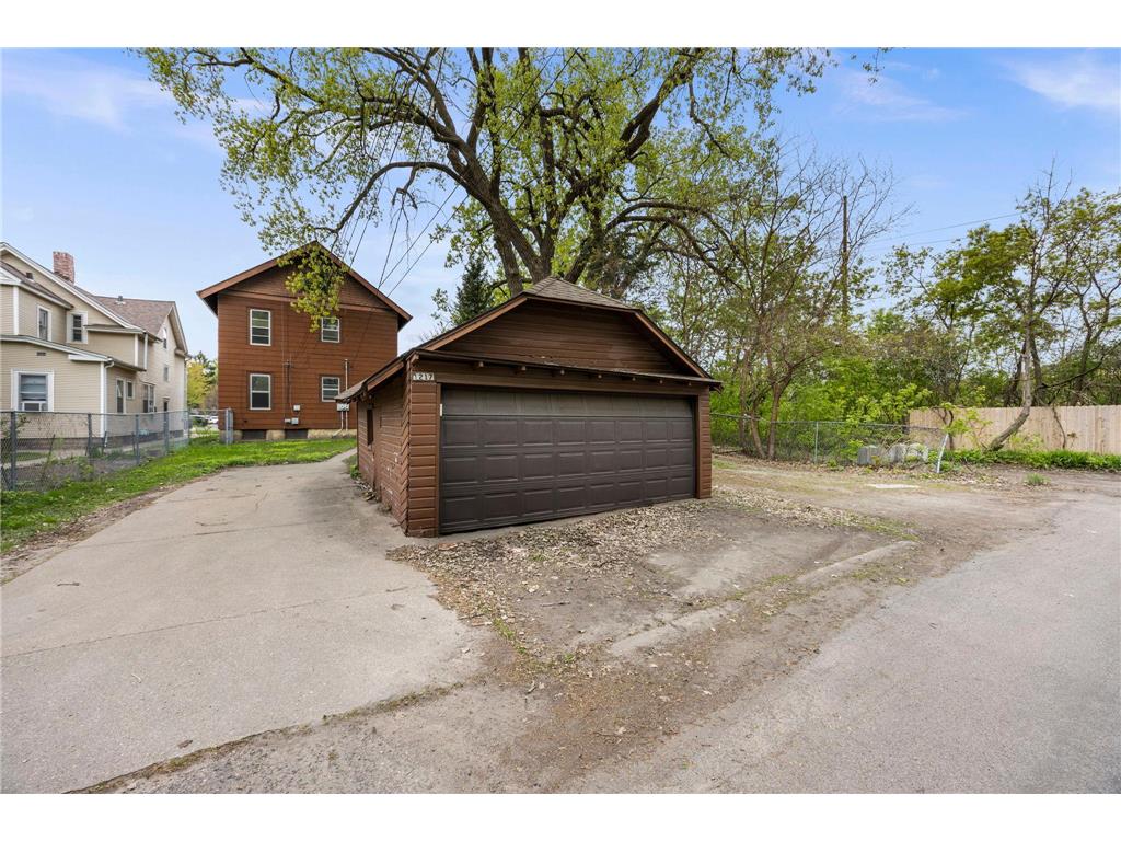 1217 Grand Avenue Saint Paul MN 55105 7069659 image46