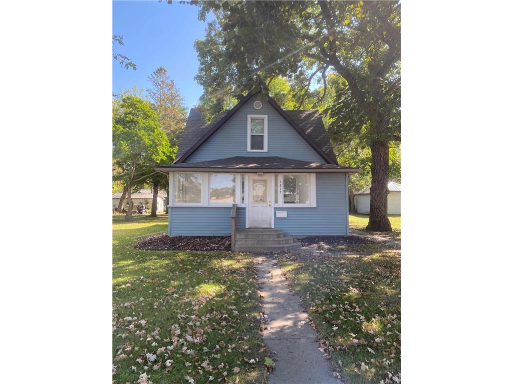 1217 Hawthorne Street Alexandria MN 56308 6607836 image1