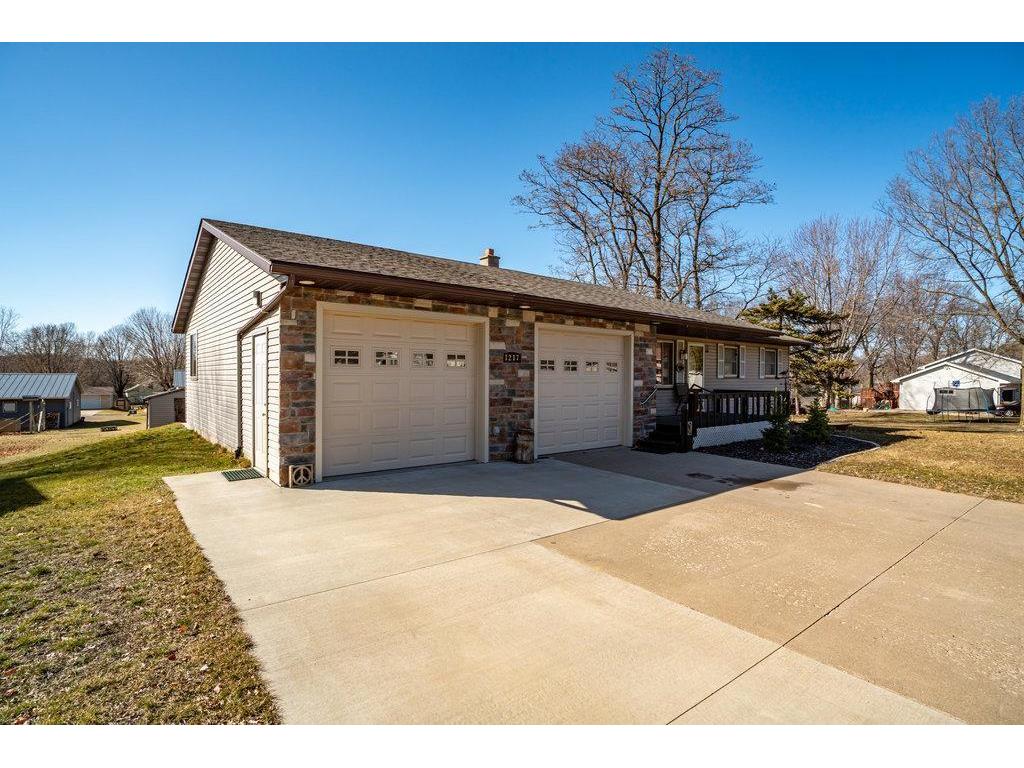1217 Marilyn Avenue Durand WI 54736 6503624 image2