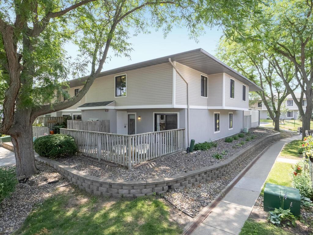 1217 Wagon Wheel Road, Hopkins, MN, 55343 MLS 6363629 Edina Realty