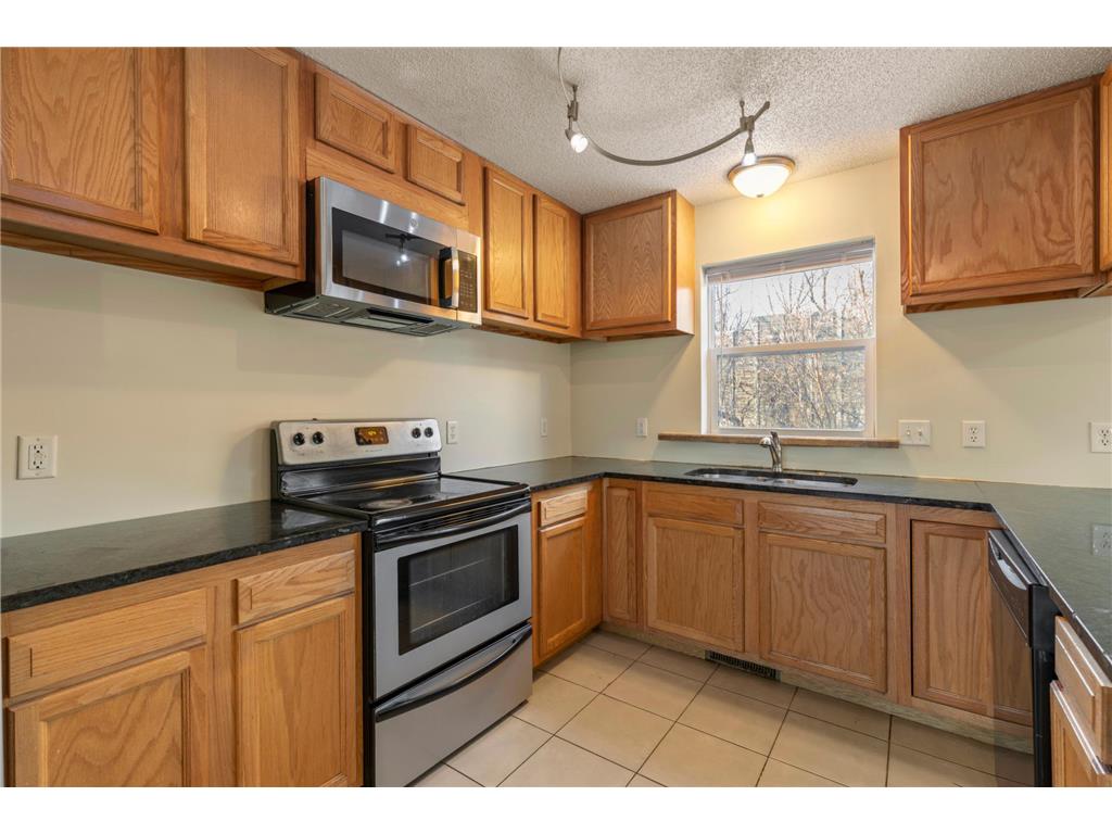 1217 Yale Avenue SE Minneapolis MN 55414 7024189 image11