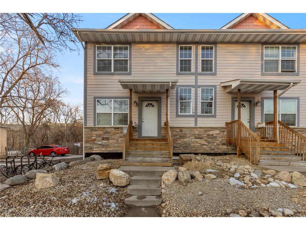 1217 Yale Avenue SE Minneapolis MN 55414 7024189 image42