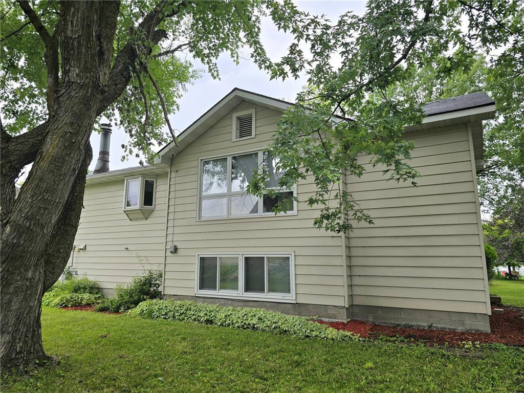 1218 2nd Avenue E International Falls MN 56649 6755079 image1