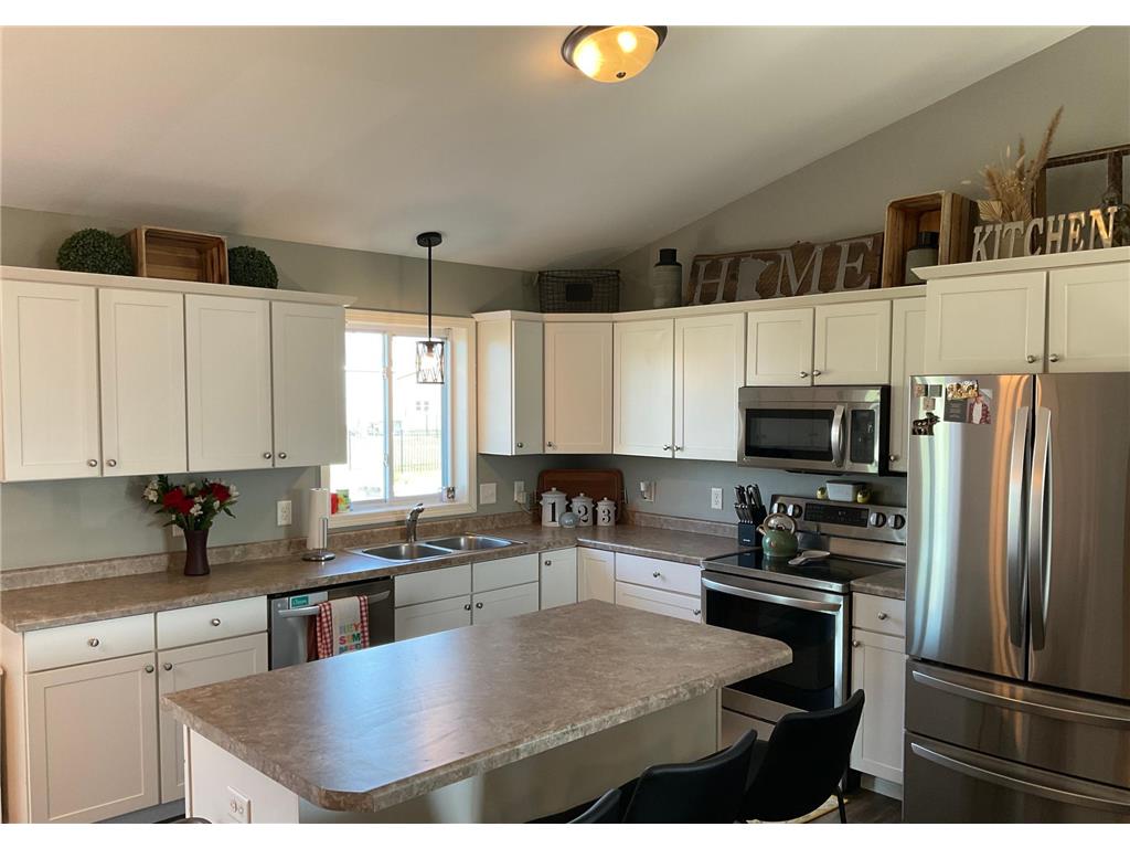 1218 8th Avenue NW Perham MN 56573 7019540 image3