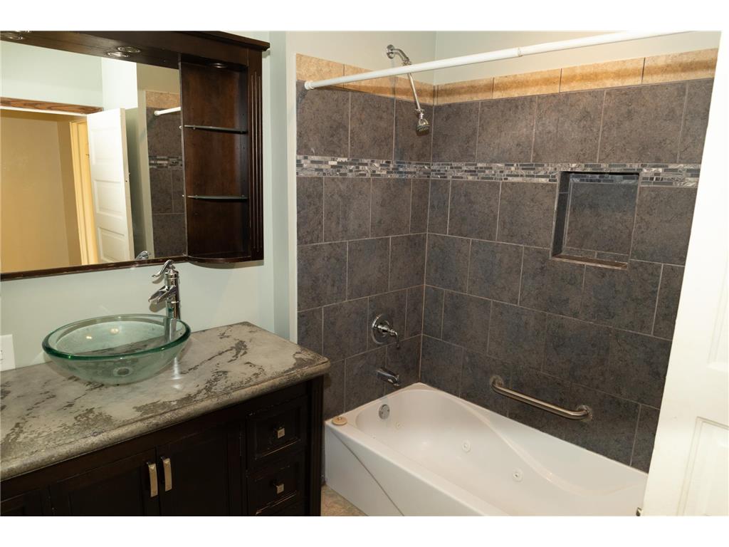 1218 East Avenue Red Wing MN 55066 6798744 image17