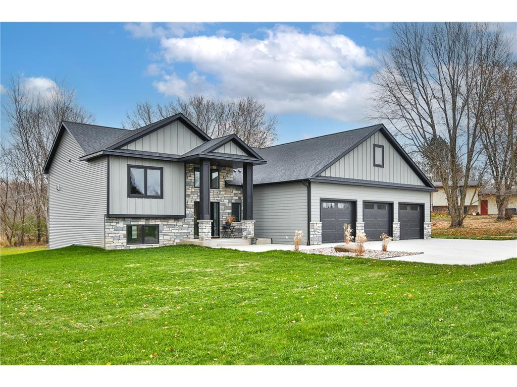 1218 Highway Street N Dodge Center MN 55927 6775226 image4