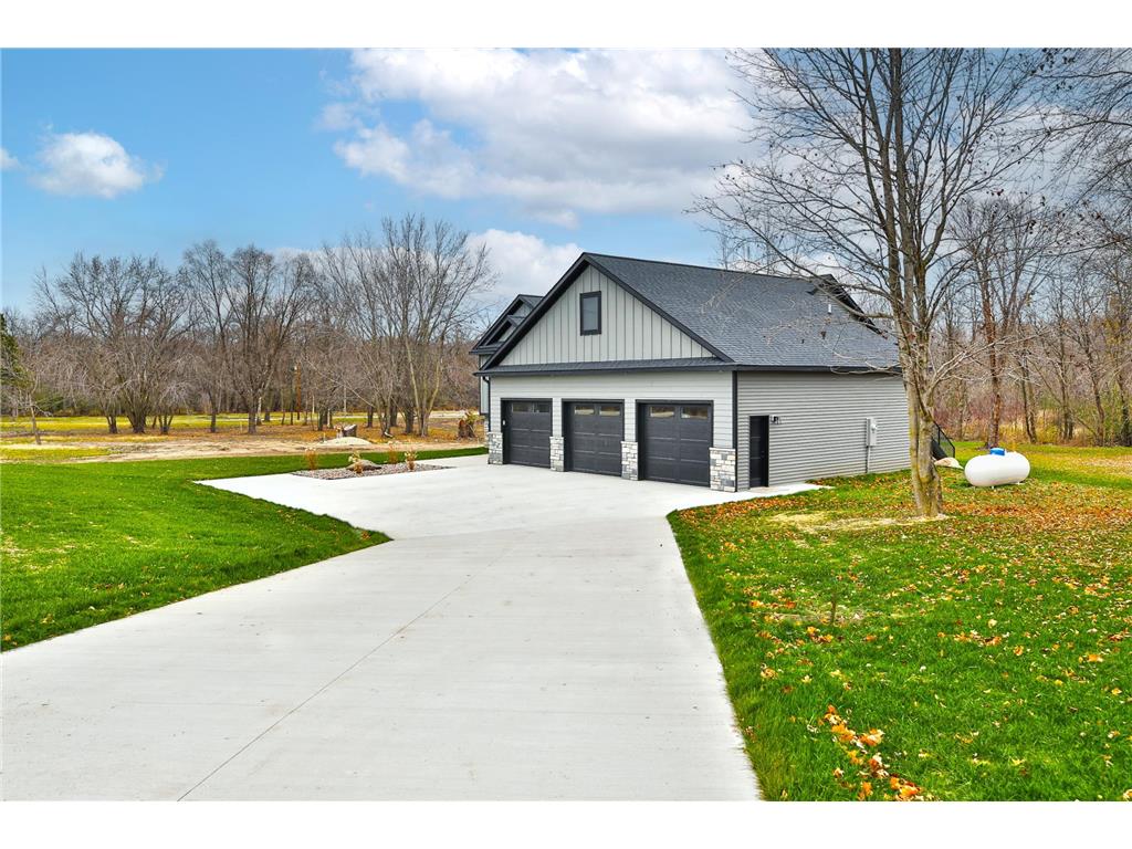 1218 Highway Street N Dodge Center MN 55927 6775226 image5