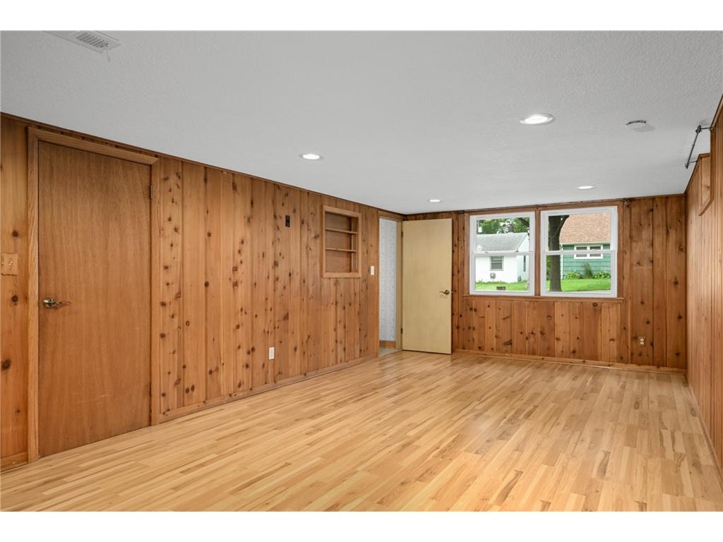 1218 Kent Street N Saint Paul MN 55117 7091924 image12