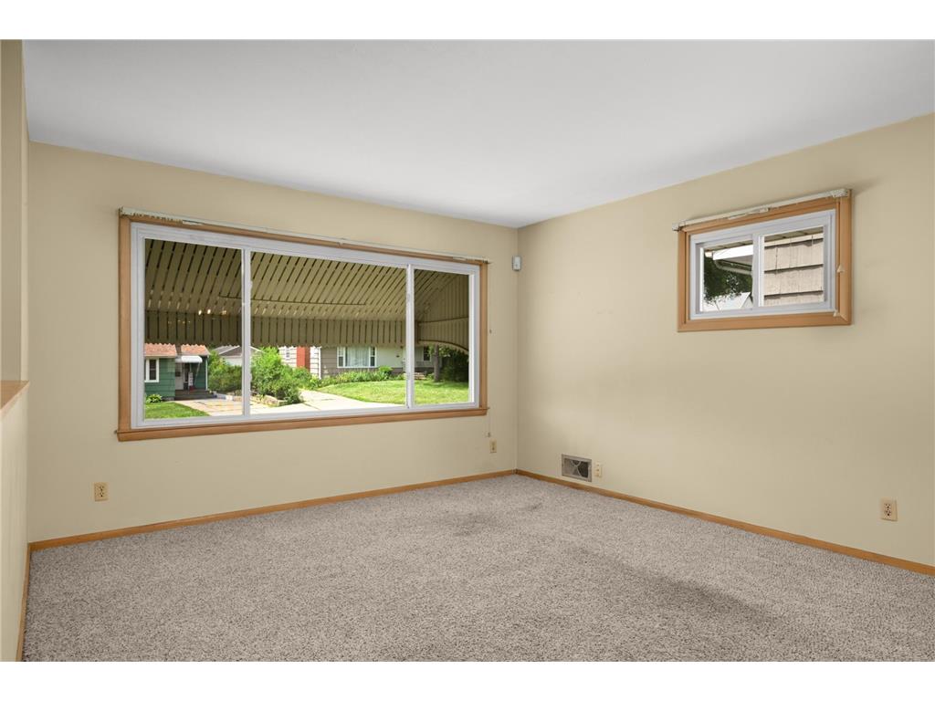 1218 Kent Street N Saint Paul MN 55117 7091924 image17