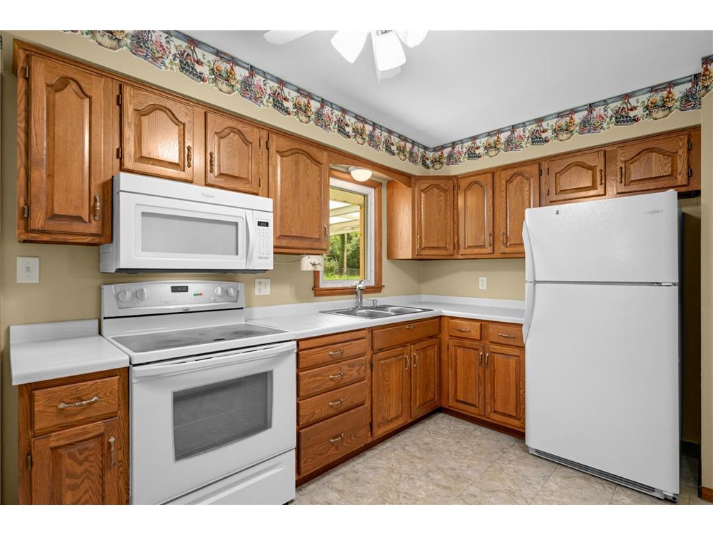 1218 Kent Street N Saint Paul MN 55117 7091924 image22