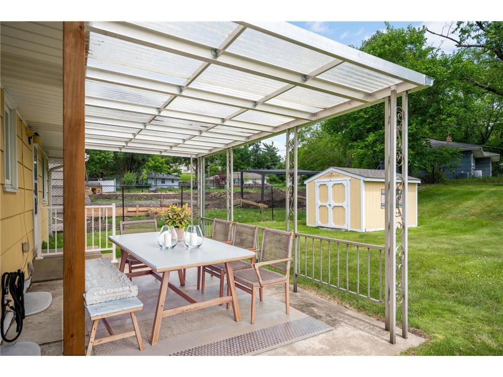 1218 Kent Street N Saint Paul MN 55117 7091924 image35