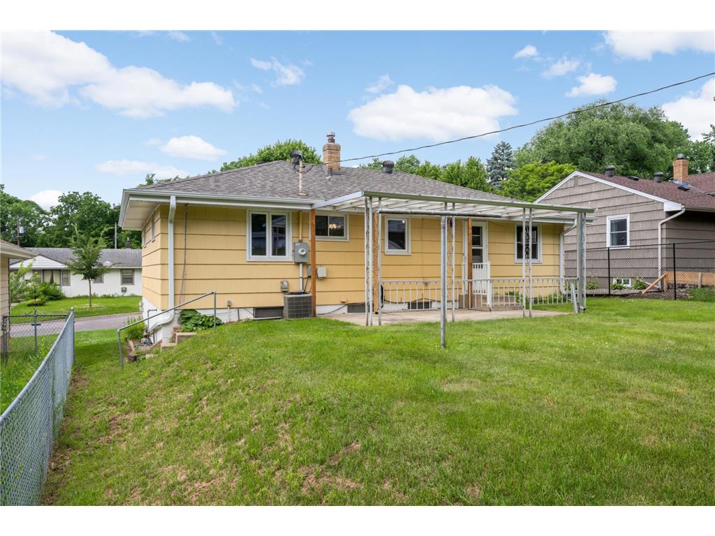 1218 Kent Street N Saint Paul MN 55117 7091924 image36