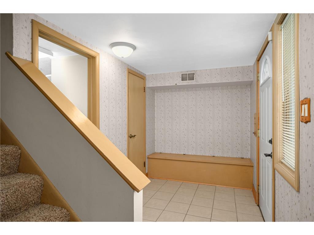 1218 Kent Street N Saint Paul MN 55117 7091924 image8