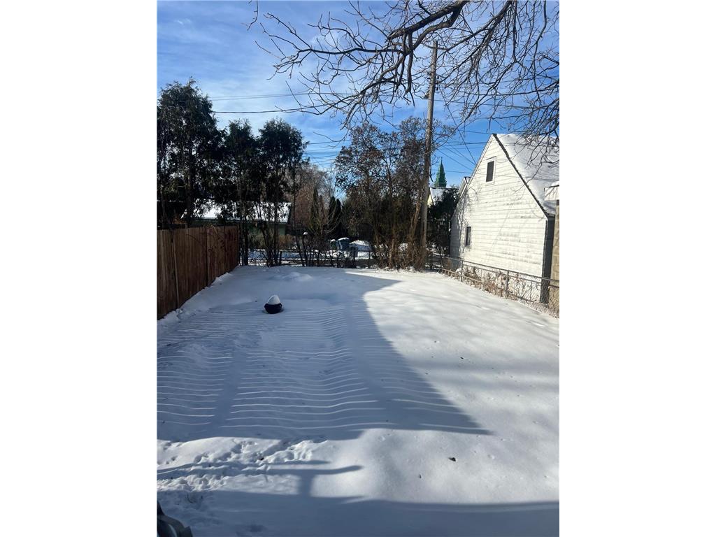 1218 University Avenue NE Minneapolis MN 55413 6822846 image2