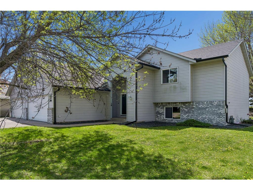 12181 Walnut Drive Rogers MN 55374 7074912 image1
